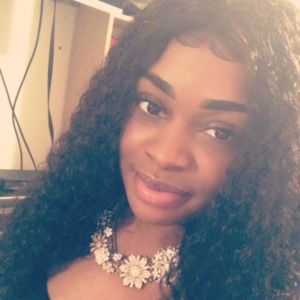 Meet your Posher, Damica